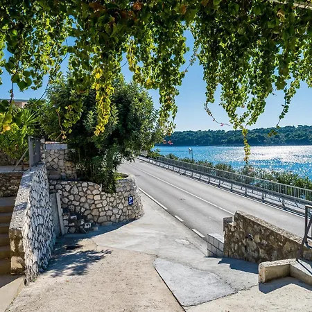 Cozy In Mali With Wifi Apartmán Zaton (Dubrovnik-Neretva)